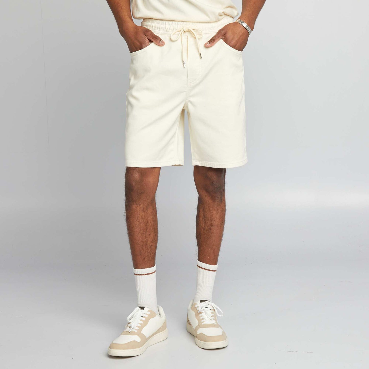 Plain jogger-style Bermuda shorts BEIGE