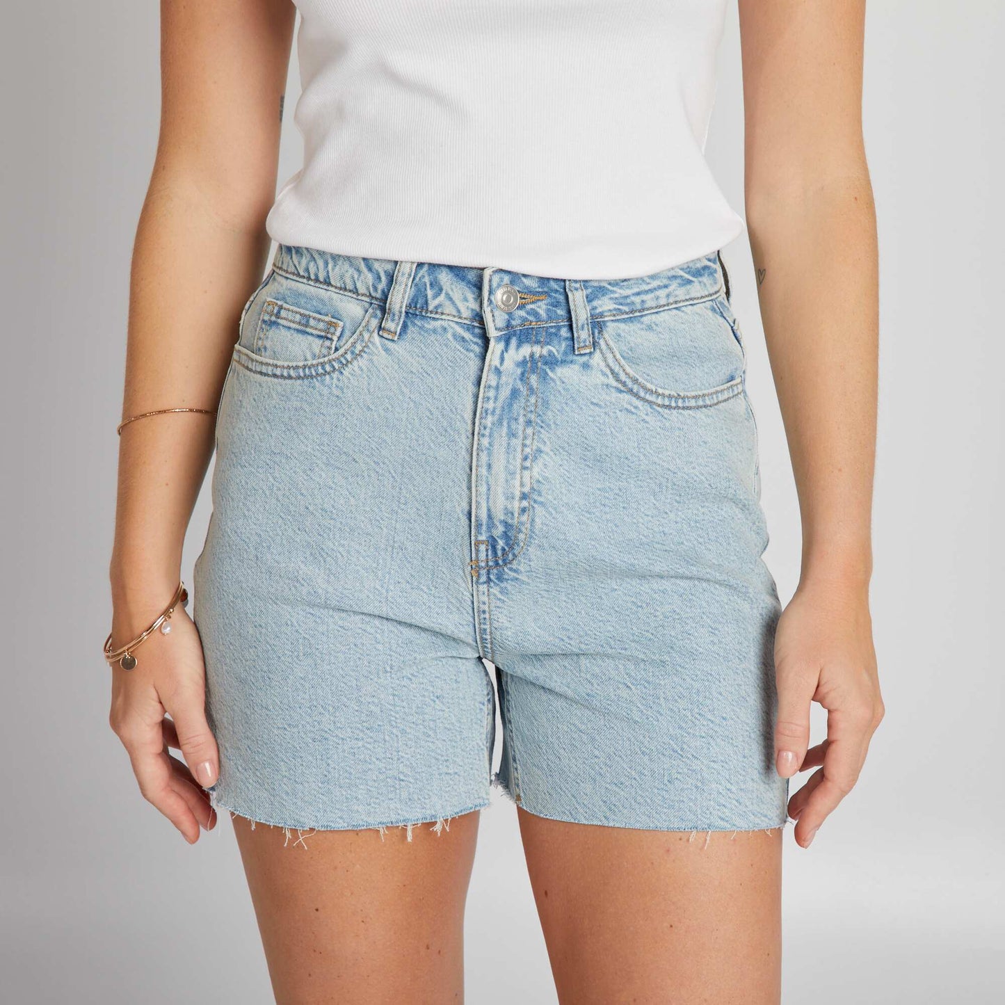 High-waisted shorts BLUE