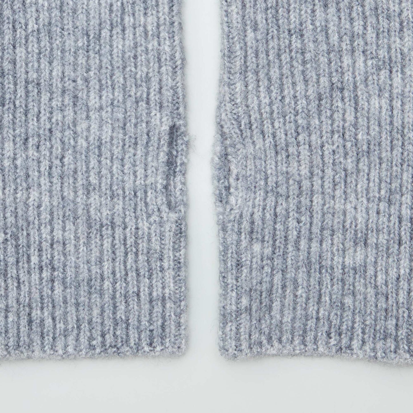 Knitted cuff-style fingerless gloves GREY