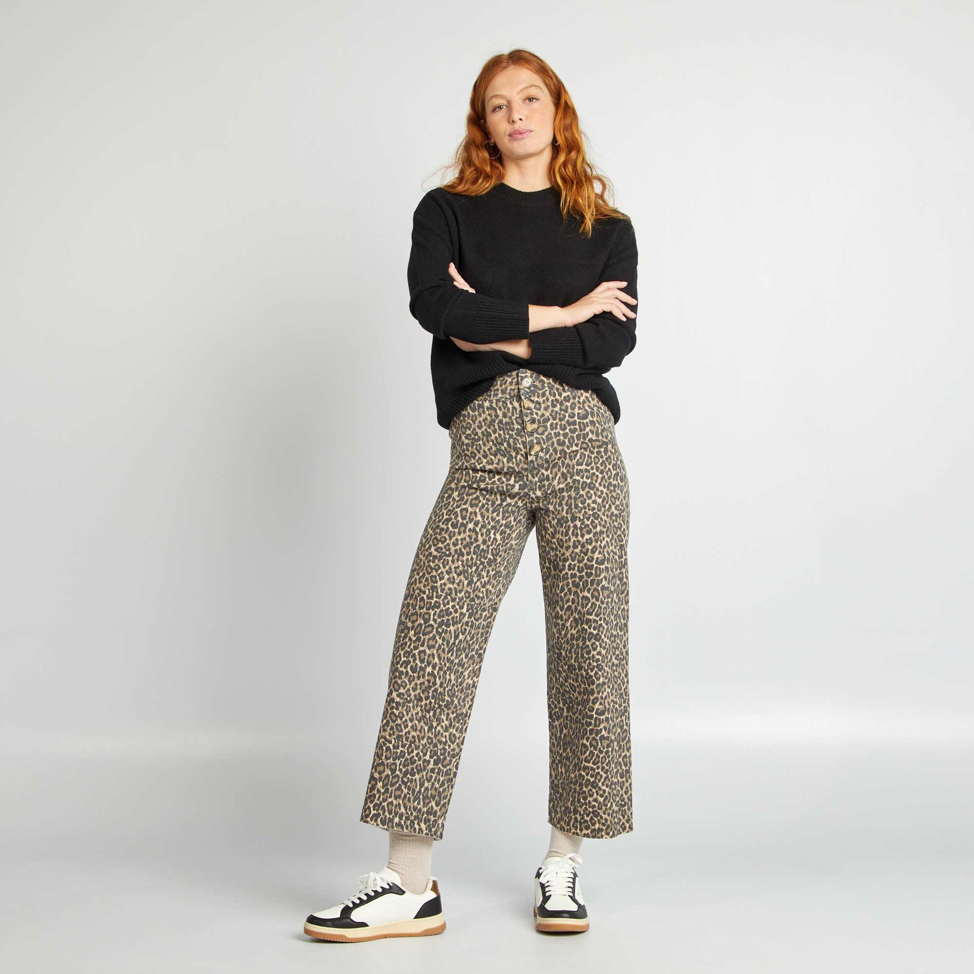 Wide-leg jeans with stylish button fastening BEIGE