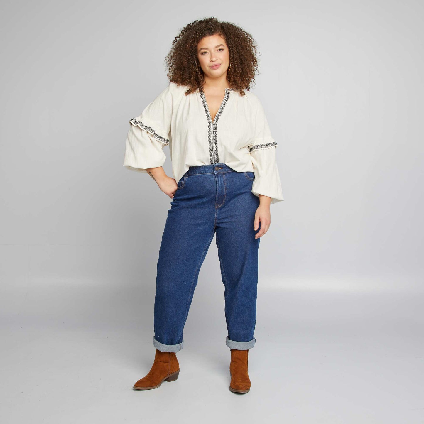 Cotton gauze blouse with embroidered patterns BEIGE