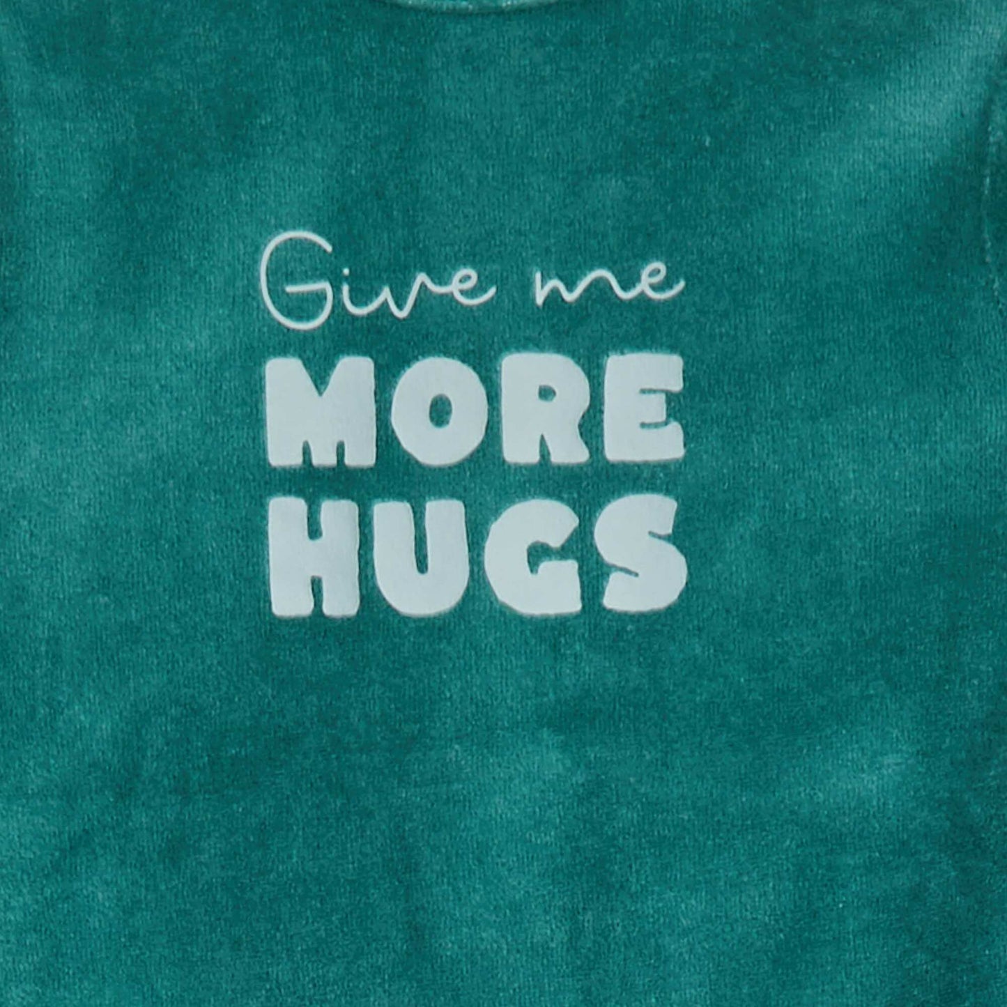 Fleece sleepsuit with feet and design on the front GREEN