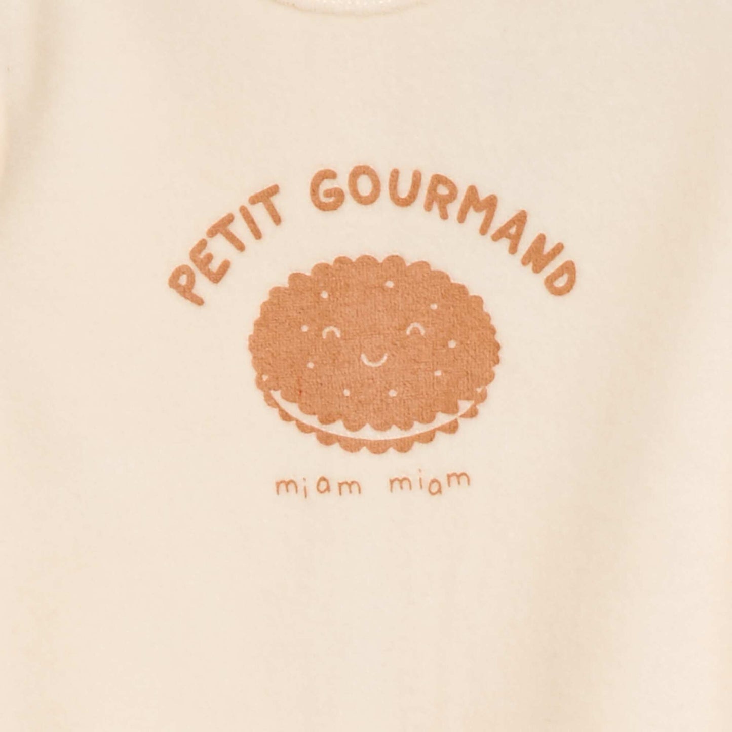 Fleece sleepsuit with feet and design on the front BEIGE