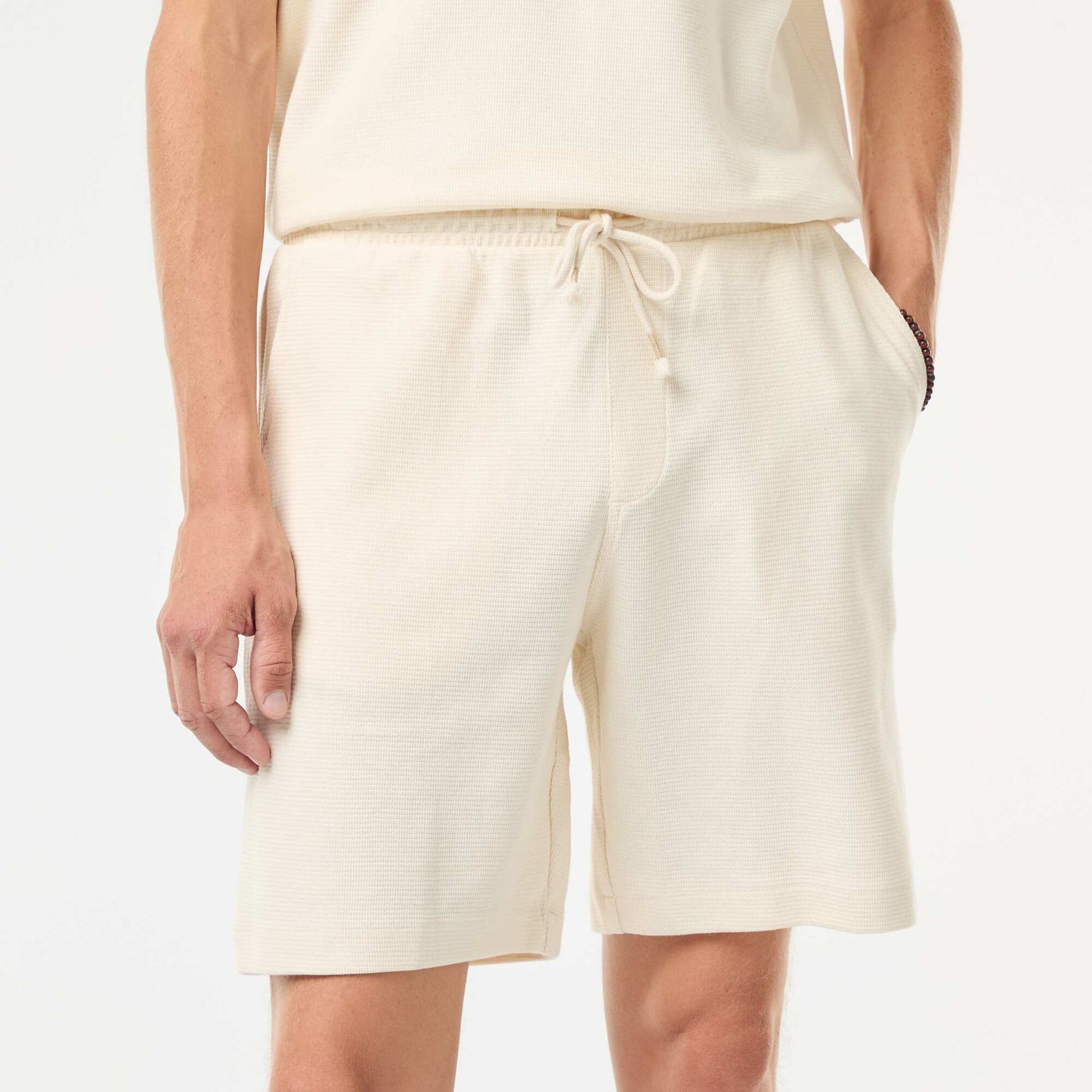 Sports shorts with fancy knit pockets WHITE
