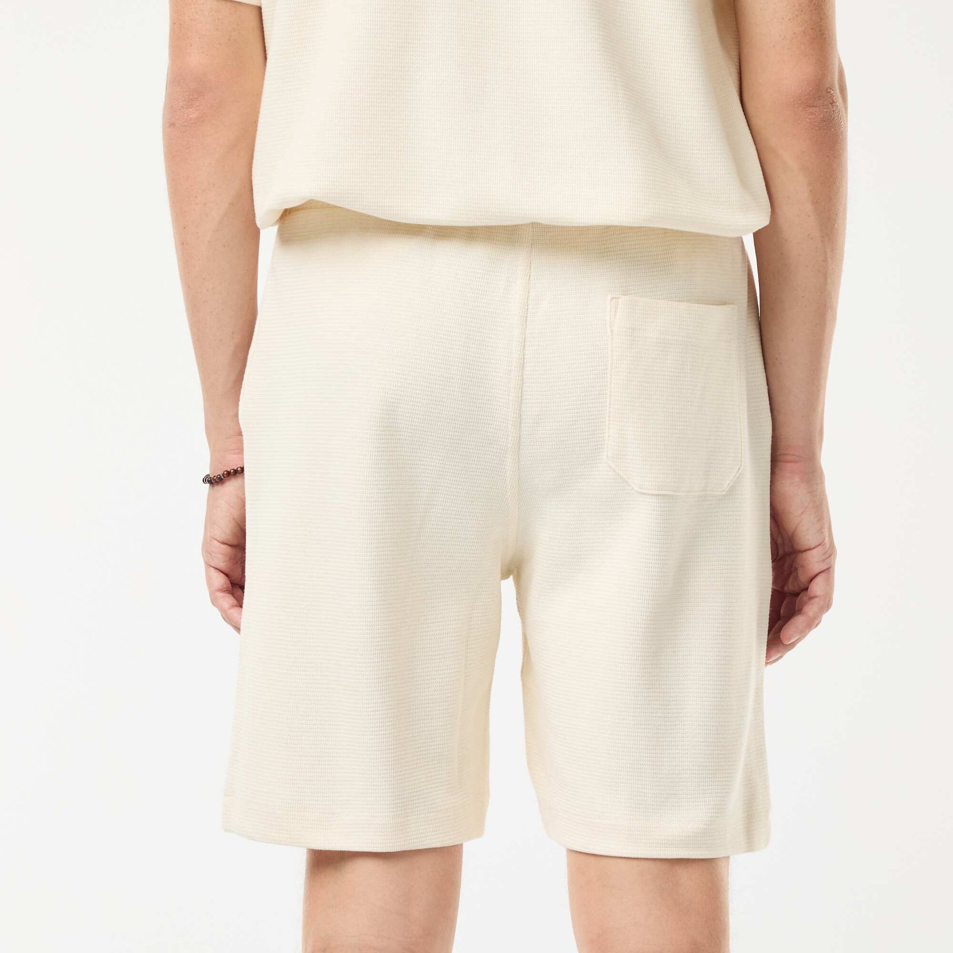 Sports shorts with fancy knit pockets WHITE