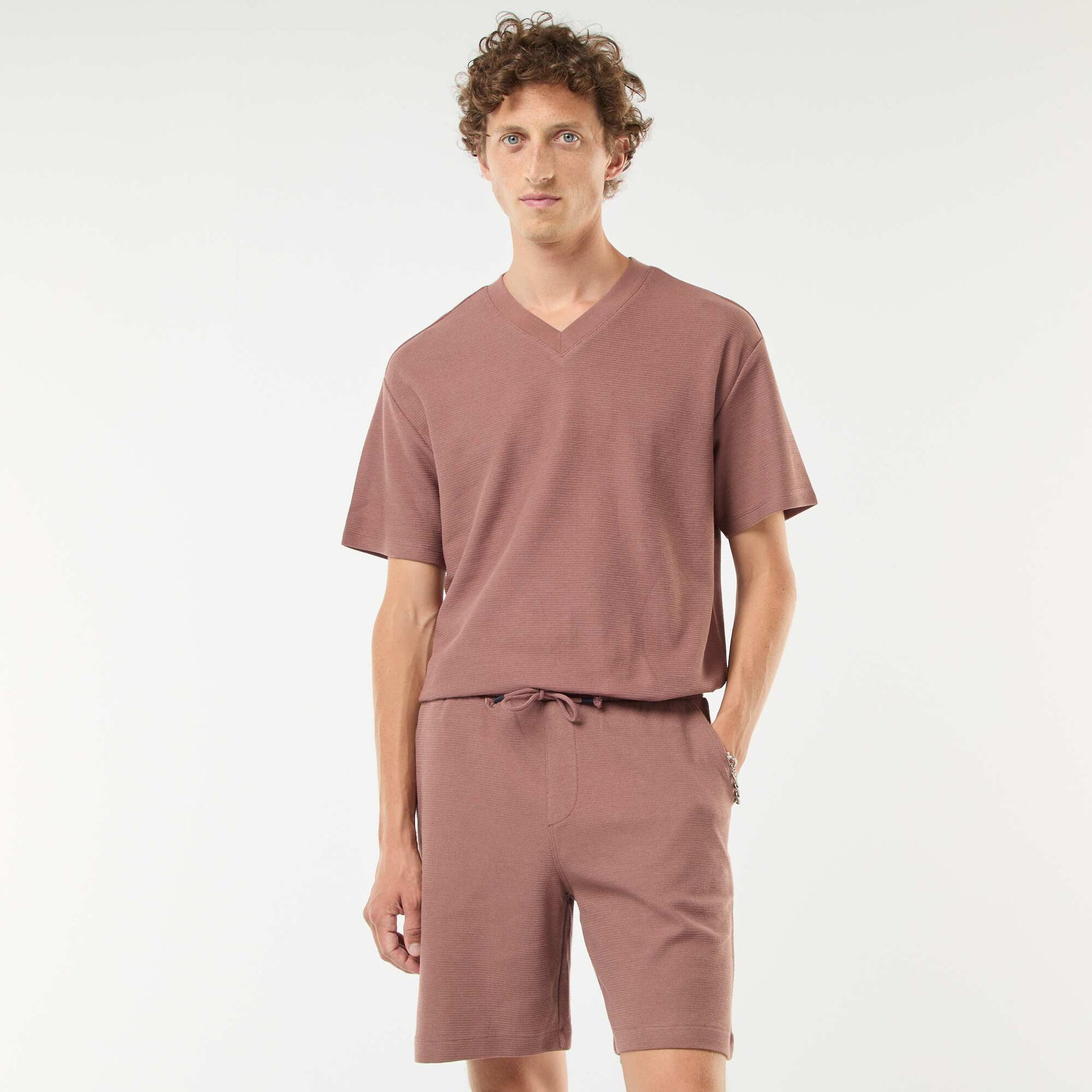 Sports shorts with fancy knit pockets BROWN