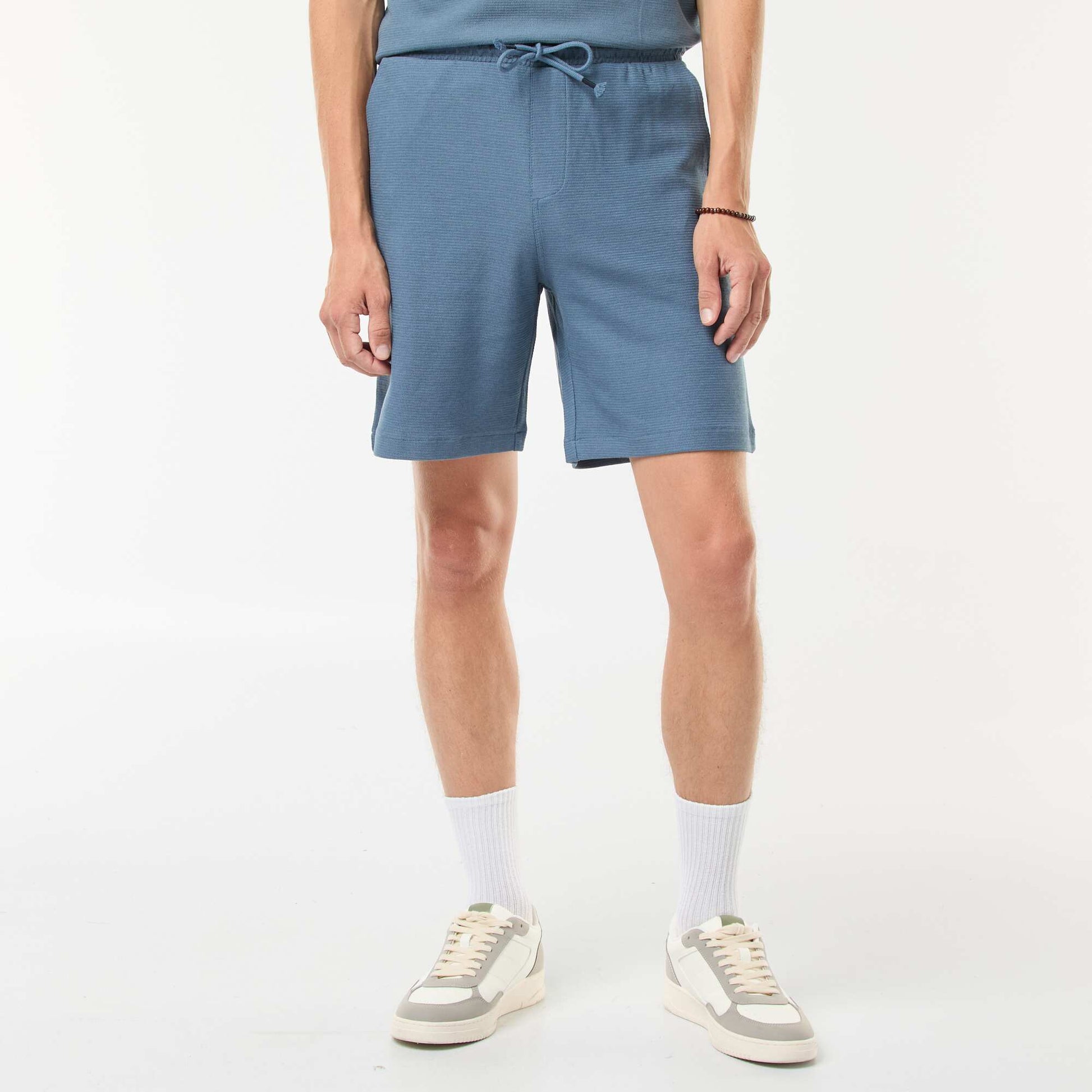 Sports shorts with fancy knit pockets BLUE