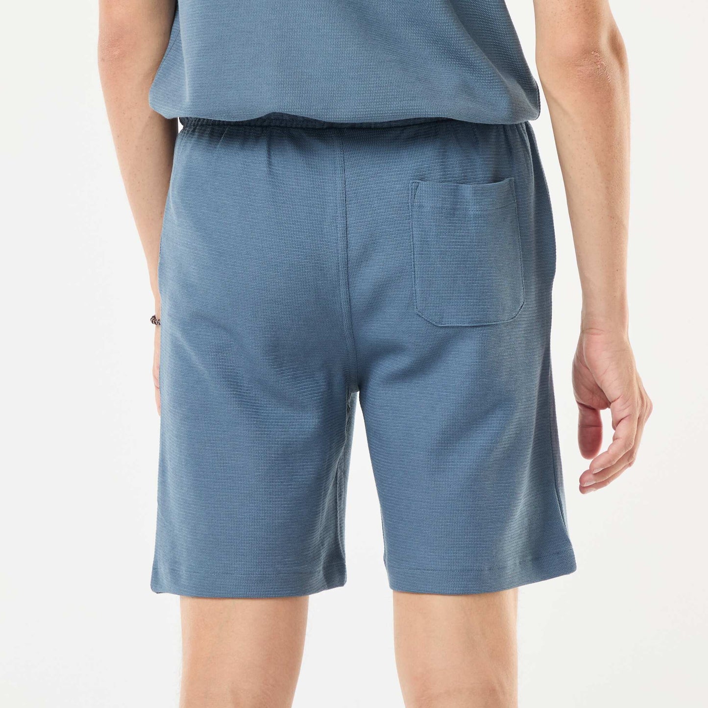 Sports shorts with fancy knit pockets BLUE