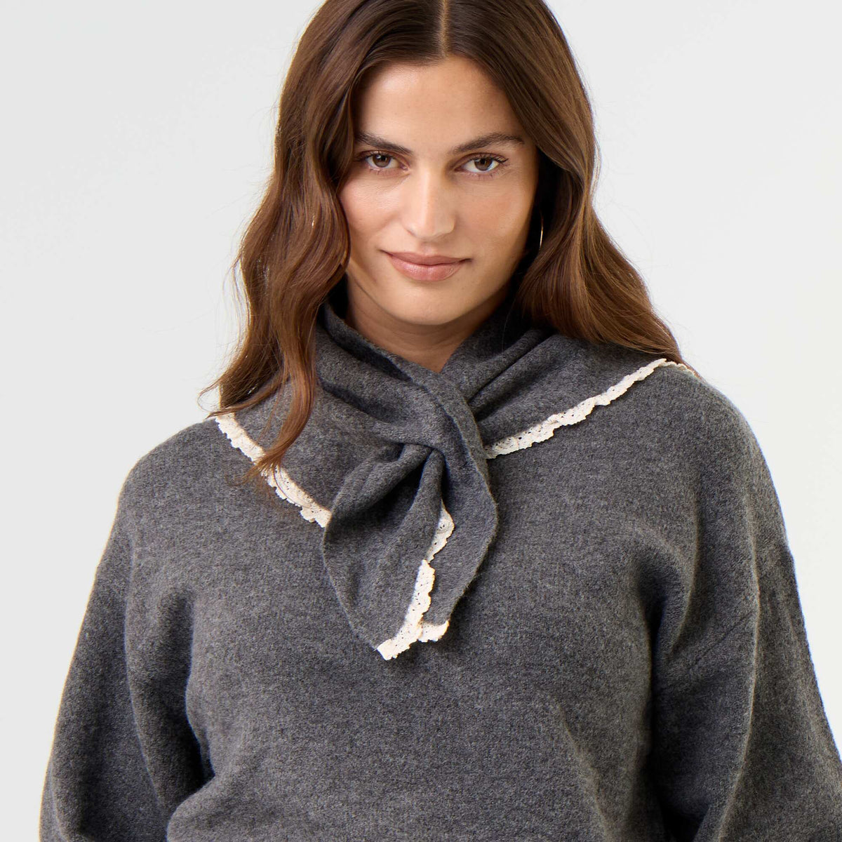 Sweater with matching scarf GREY