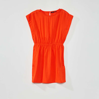 Flowing plain dress red